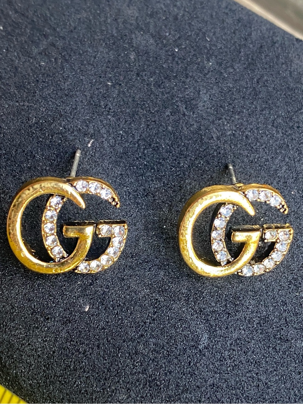 ✨ Gorgeous Fashion Stud Earrings